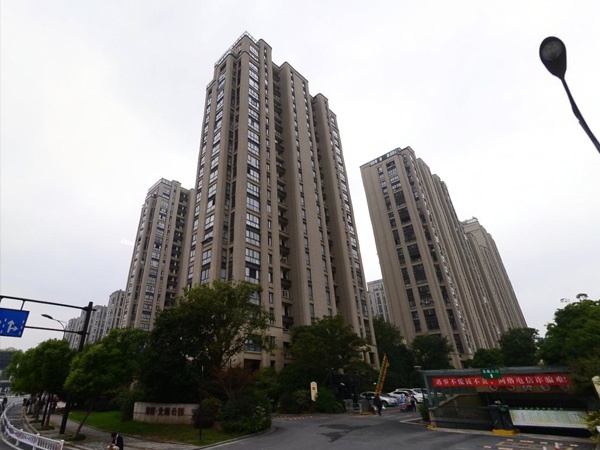 杭州德信北海公園小區(qū)護(hù)欄、欄桿、百葉窗定制案例