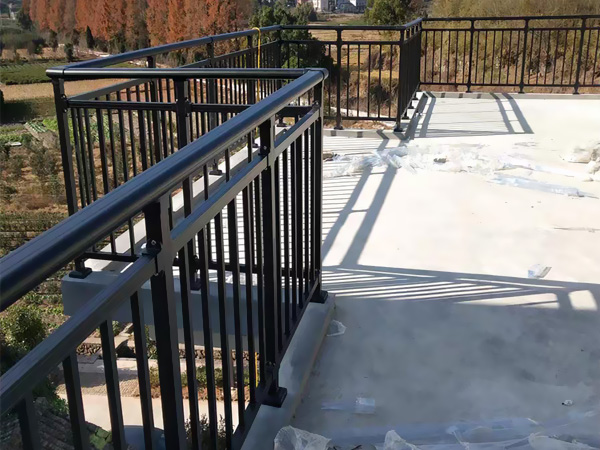 小區(qū)鋅鋼護欄