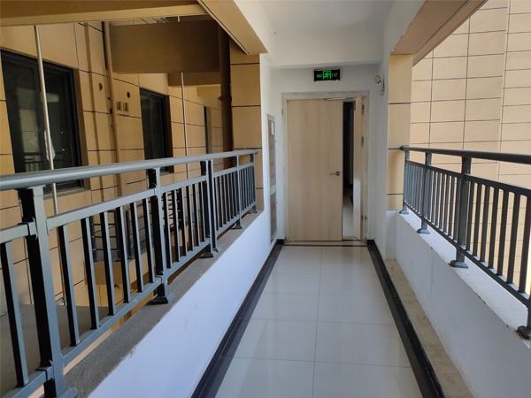 走廊陽(yáng)臺(tái)護(hù)欄 走廊陽(yáng)臺(tái)護(hù)欄