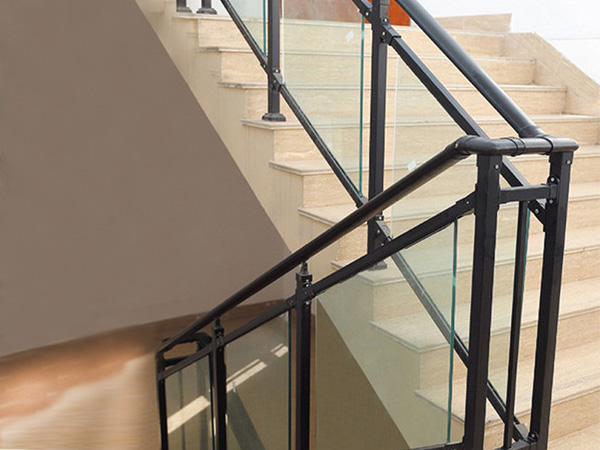 玻璃樓梯護(hù)欄 玻璃樓梯護(hù)欄