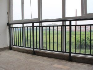 陽臺(tái)窗戶護(hù)欄 陽臺(tái)窗戶護(hù)欄
