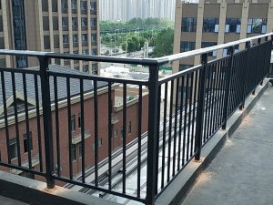 選購陽臺護(hù)欄有哪些注意事項(xiàng)？
