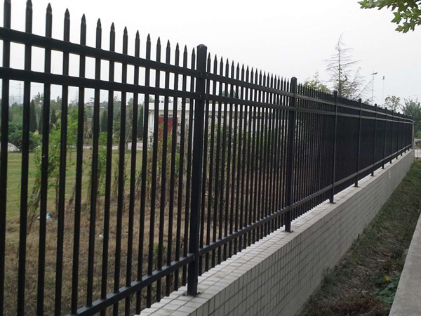 鋅鋼柵欄廠家哪里找？