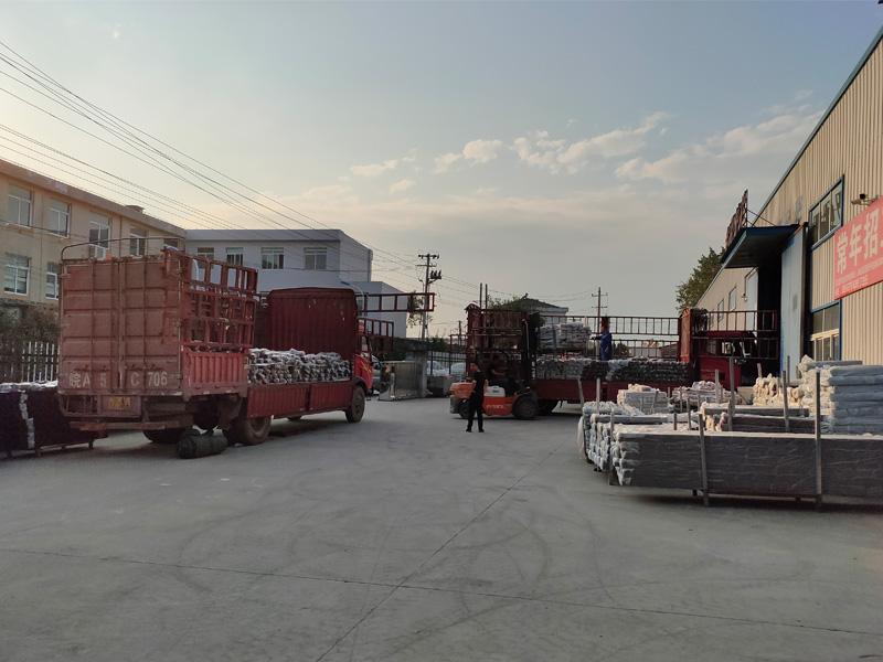 金用護(hù)欄2020年10月12日鋅鋼陽(yáng)臺(tái)護(hù)欄發(fā)貨！