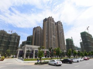 阜陽潁上易景國際花園小區(qū)陽臺(tái)護(hù)欄、樓梯扶手定制