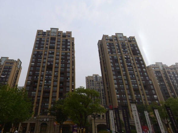 泰州正太周山匯水小區(qū)陽臺護(hù)欄、樓梯扶手定制