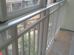 鋅鋼護(hù)欄有哪些特性？