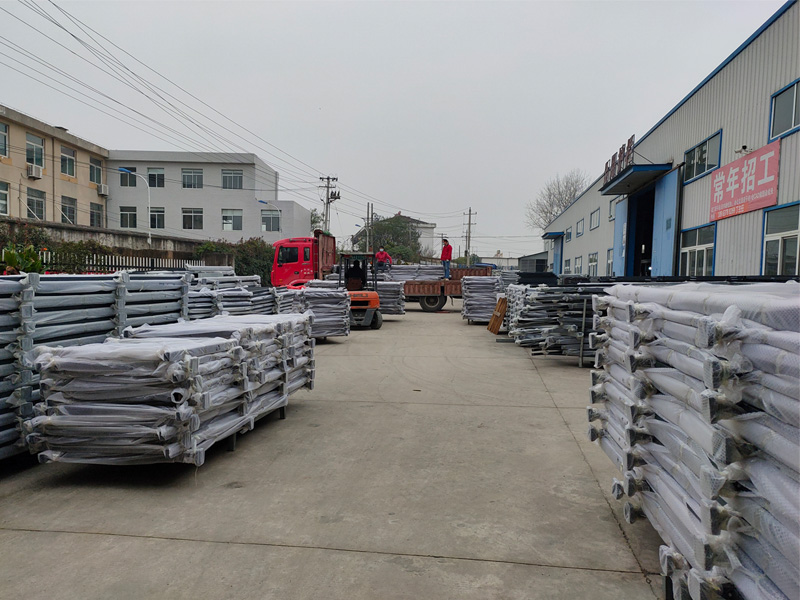 金用護(hù)欄2020年11月28日鋅鋼陽(yáng)臺(tái)護(hù)欄發(fā)貨！