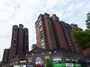 合肥金圓上都小區(qū)百葉窗、樓梯扶手定制