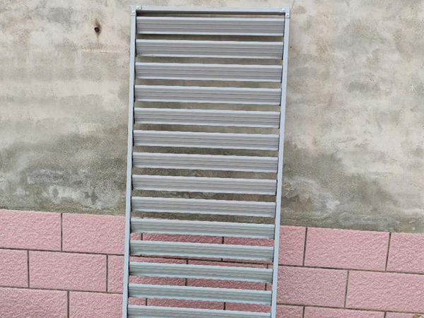 建筑百葉窗葉片間距要求 建筑百葉窗葉片間距要求