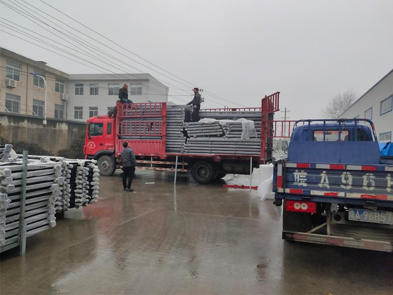 金用護(hù)欄2021年1月22日鋅鋼陽臺(tái)護(hù)欄發(fā)貨！