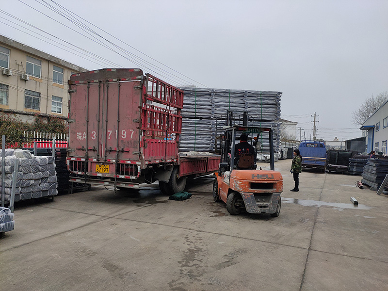 金用護(hù)欄2021年3月9日鋅鋼陽臺護(hù)欄發(fā)貨！