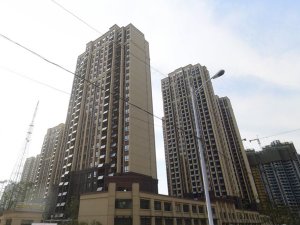 六安康泰幸福嘉園小區(qū)項(xiàng)目定制百葉窗、空調(diào)欄桿