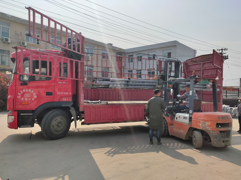 金用護(hù)欄2021年3月26日鋅鋼樓梯欄桿發(fā)貨！