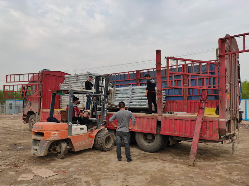 金用護(hù)欄2021年3月29日鋅鋼陽(yáng)臺(tái)欄桿發(fā)貨！