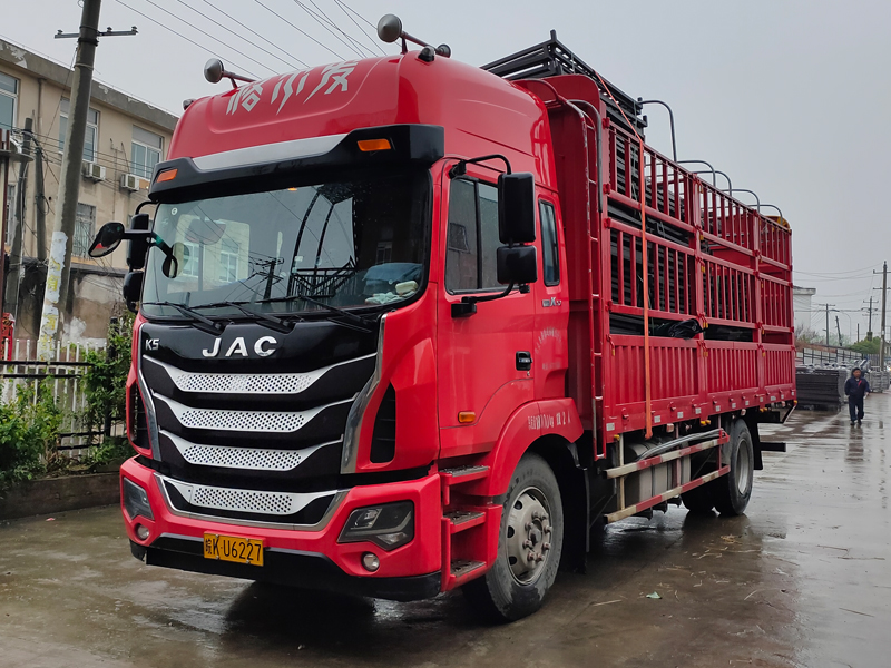 金用護欄2021年4月7日鋅鋼護窗欄桿發(fā)貨！