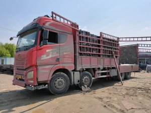 金用護欄2021年4月8日鋅鋼百葉窗發(fā)貨！