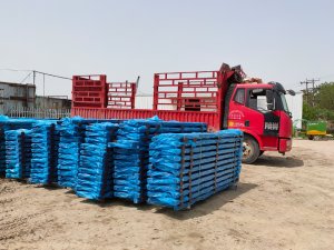 金用護(hù)欄2021年4月29日鋅鋼連廊護(hù)欄發(fā)貨！