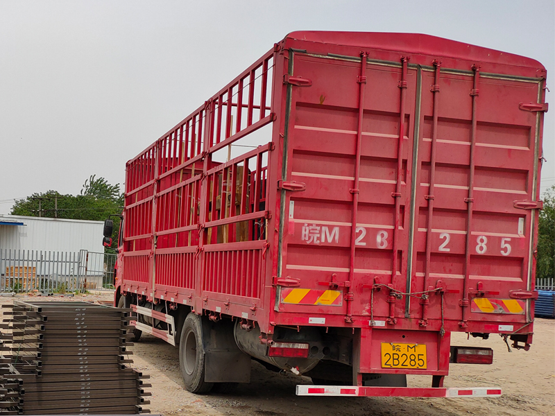 金用護(hù)欄2021年5月7日鋅鋼陽臺(tái)護(hù)欄發(fā)貨！