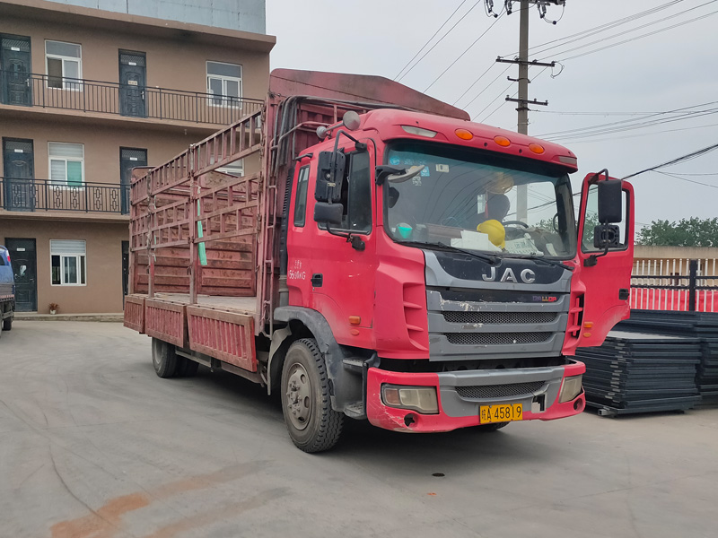 金用護欄2021年5月10日鋅鋼空調(diào)護欄發(fā)貨！