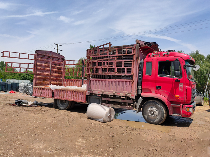 金用護(hù)欄2021年5月27日鋁合金百葉窗發(fā)貨！