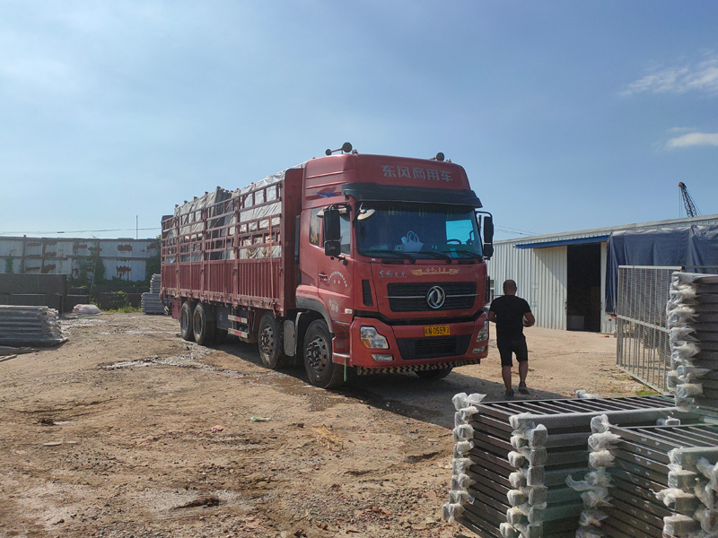 金用護欄2021年8月4日鋅鋼陽臺護欄發(fā)貨！