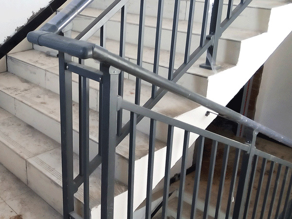 樓梯護(hù)欄種類 樓梯護(hù)欄種類