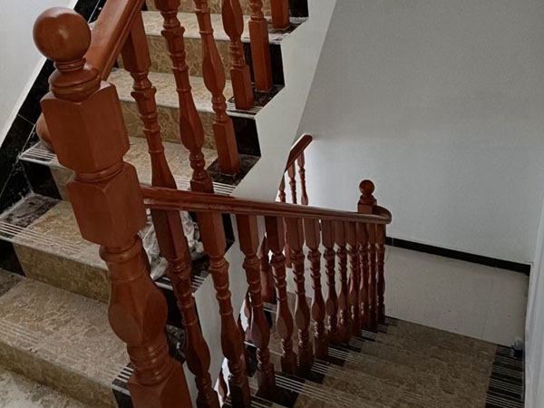 樓梯護(hù)欄圖片大全 樓梯護(hù)欄圖片大全