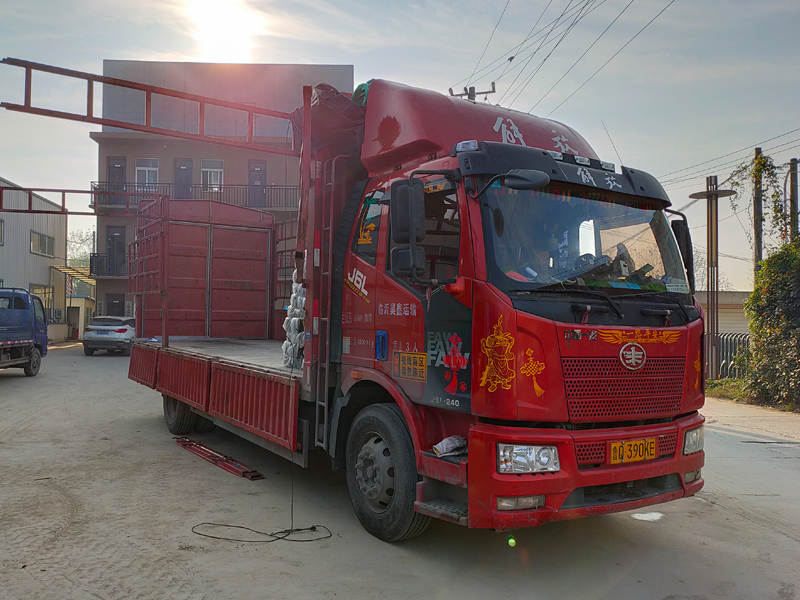 金用護(hù)欄2021年10月27日鋅鋼組裝護(hù)欄發(fā)貨！