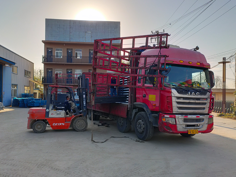 金用護欄2021年11月23日鋅鋼百葉窗發(fā)貨！