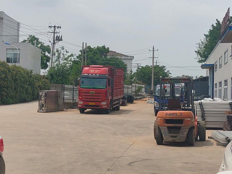 2023年5月24日鋅鋼連廊欄桿裝車發(fā)貨！