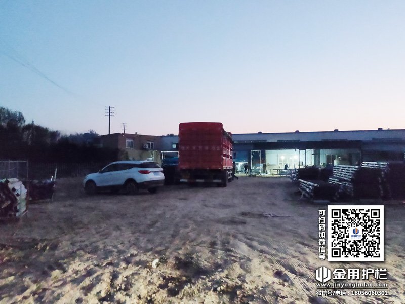 2023年11月21日鋅鋼百葉窗裝車發(fā)貨！