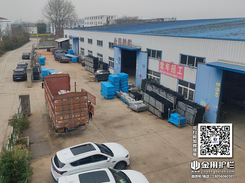 2024年3月29日鋅鋼組裝式欄桿裝車發(fā)貨！