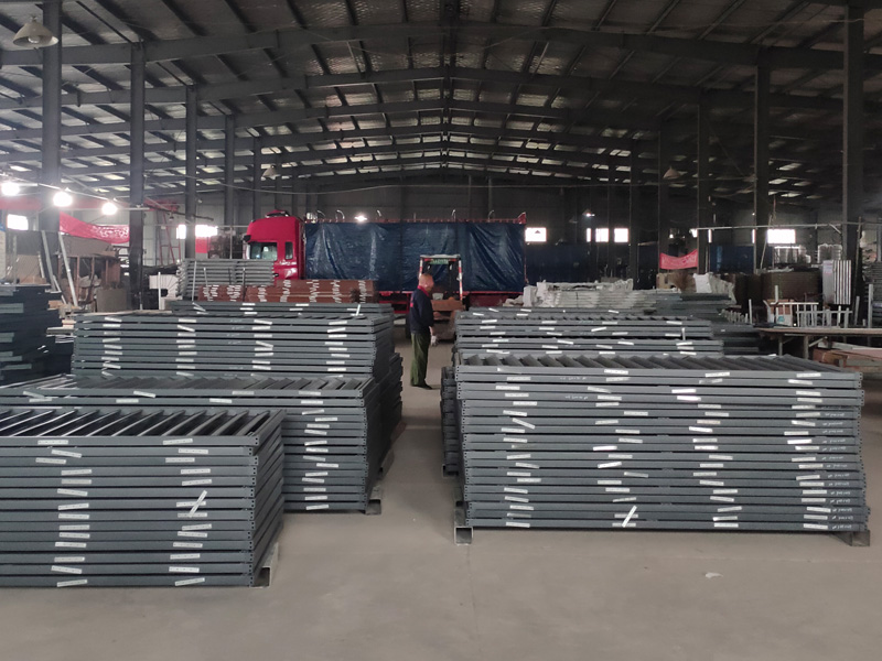 2025年5月9日鋅鋼百葉窗裝車發(fā)貨！