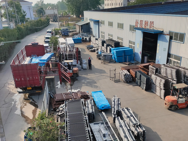 2025年5月16日鋅鋼陽臺欄桿裝車發(fā)貨！