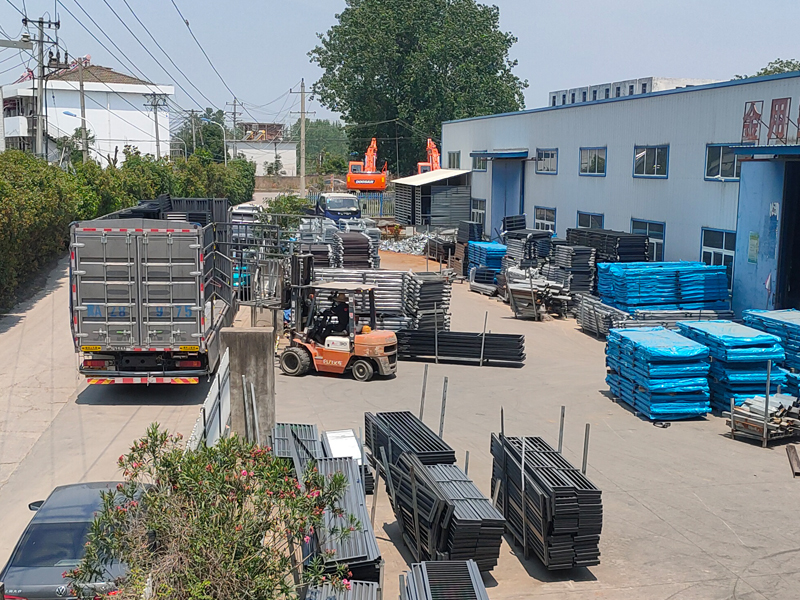 2025年6月7日鋁合金百葉窗裝車發(fā)貨！
